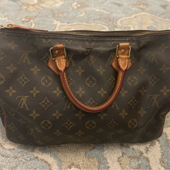 Louis Vuitton Monogram Canvas large Speedy purse - Not included on sale. - Picture 5 of 16